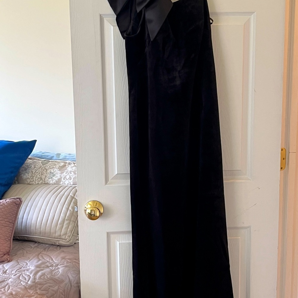 Long mermaid black velvet gown with large bow